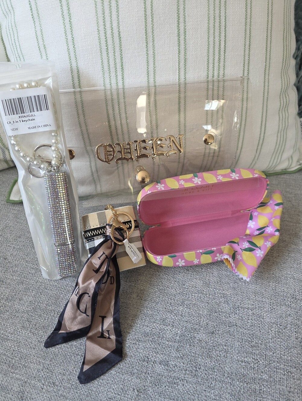 Charms Bundle - Picture 2 of 8